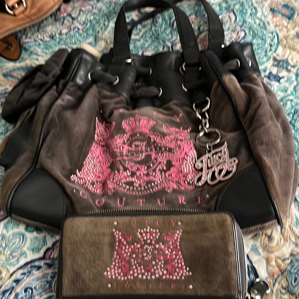 Vintage Juicy couture velour bag with full size matching wallet!